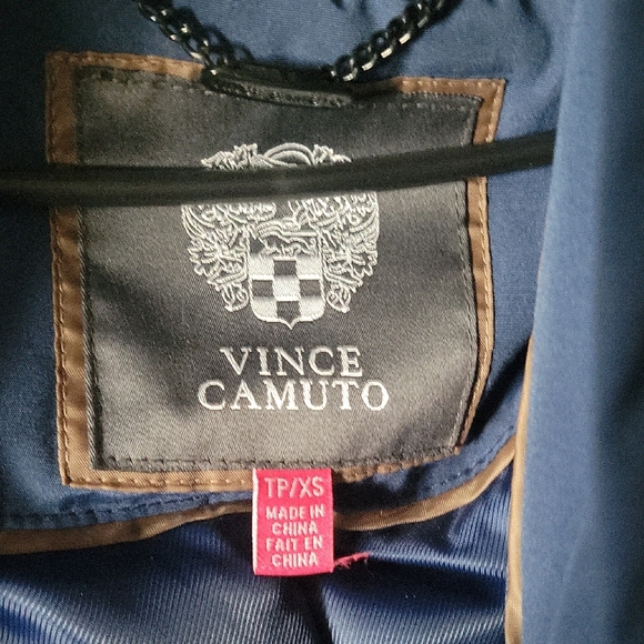 Hooded Winter Coat - Picture 4 of 4